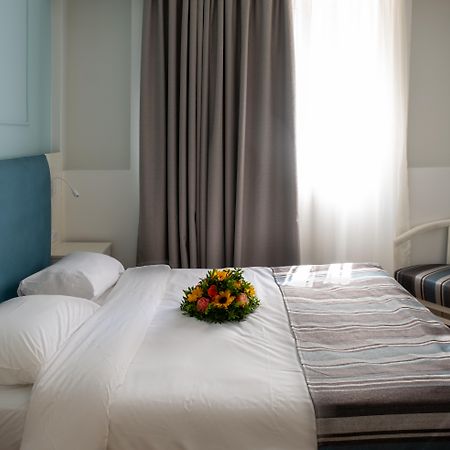 Athens Cypria Hotel Exterior photo